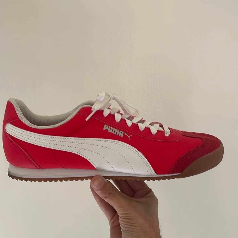 Puma Red & White Men’s shoes - size 10.5